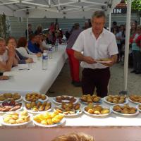 André prépare les assiettes pour le jury