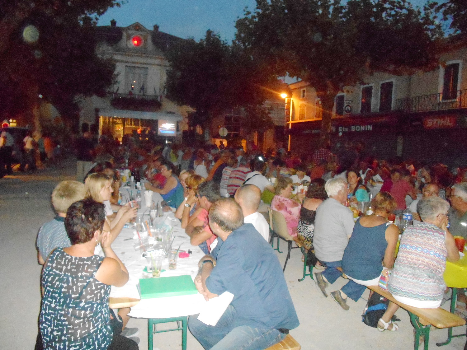 + de 650 personnes à la soirée