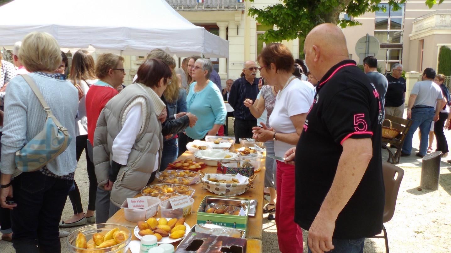 tous les hauterivois invités à la dégustation des madeleines