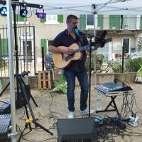 Fred 8821 agréables chansons et musiques