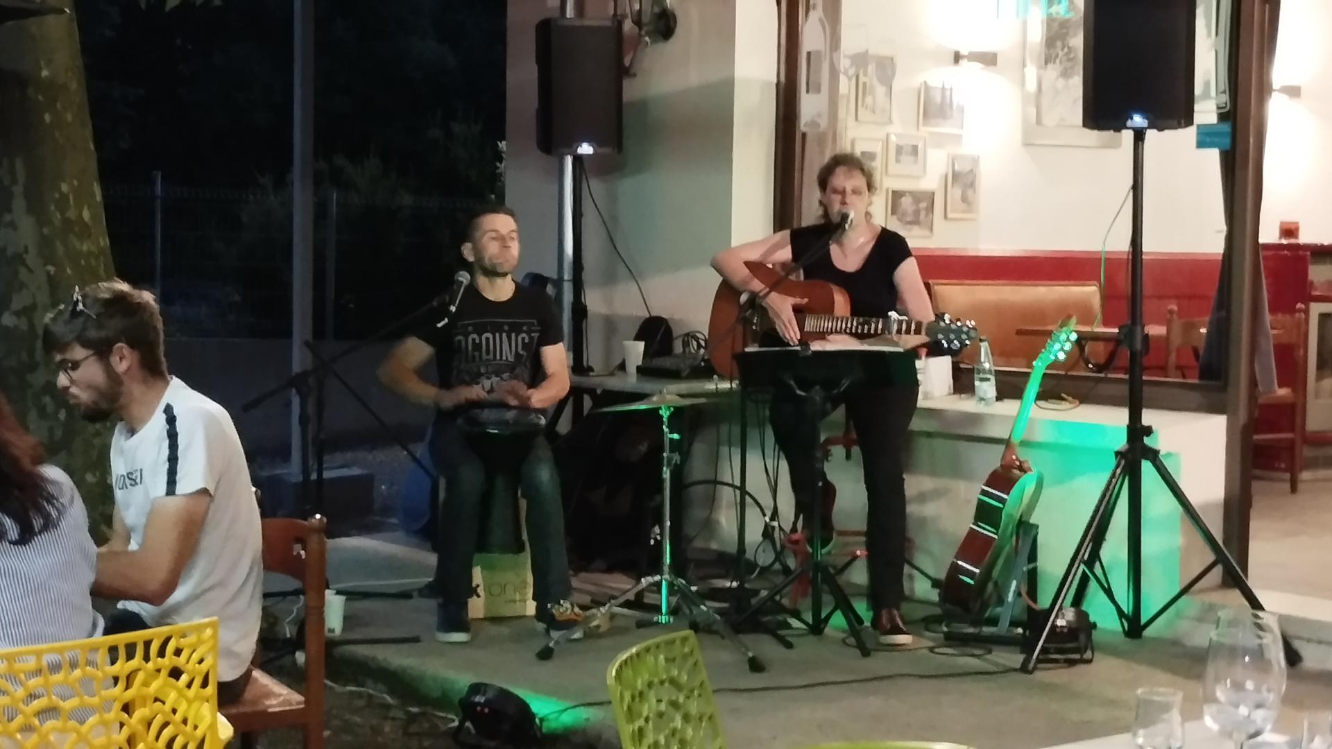 le Duo MLR et Mike (bar La Halte du facteur)