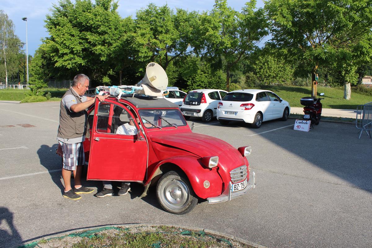 la 2 CV  - informations et musique