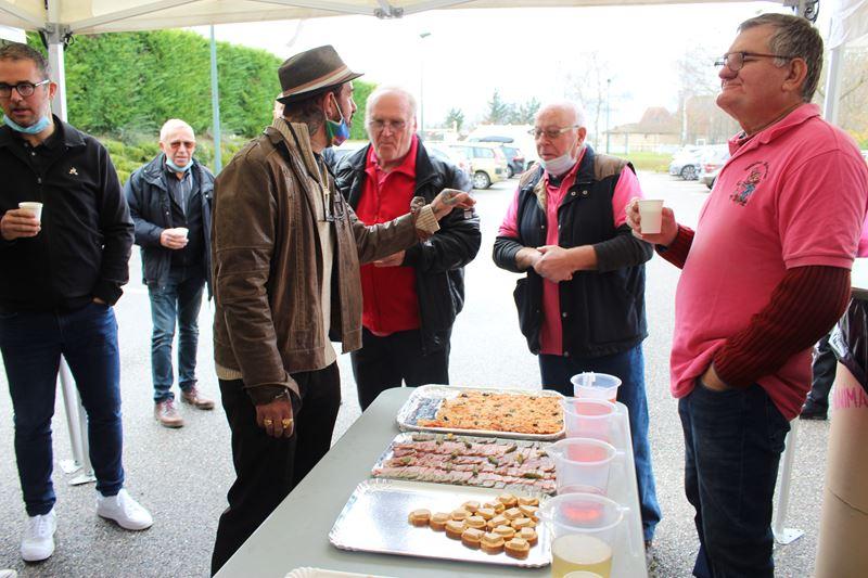 à l'apéro du samedi midi