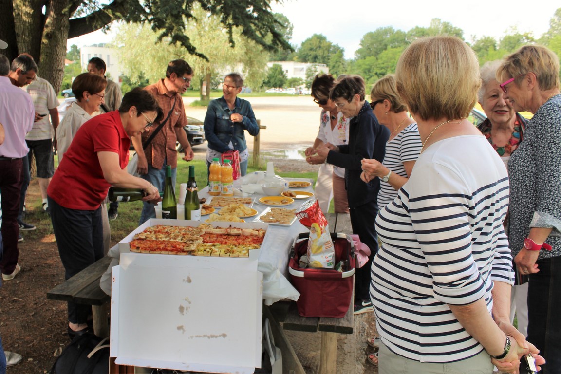 et pour finir cette manifestation,  une collation