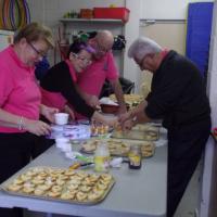 préparation des toasts pour l'apéritif de 11h30