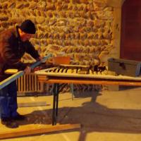 Roland s'applique