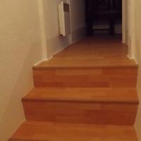 le nouveau parquet dans les chambres et escalier