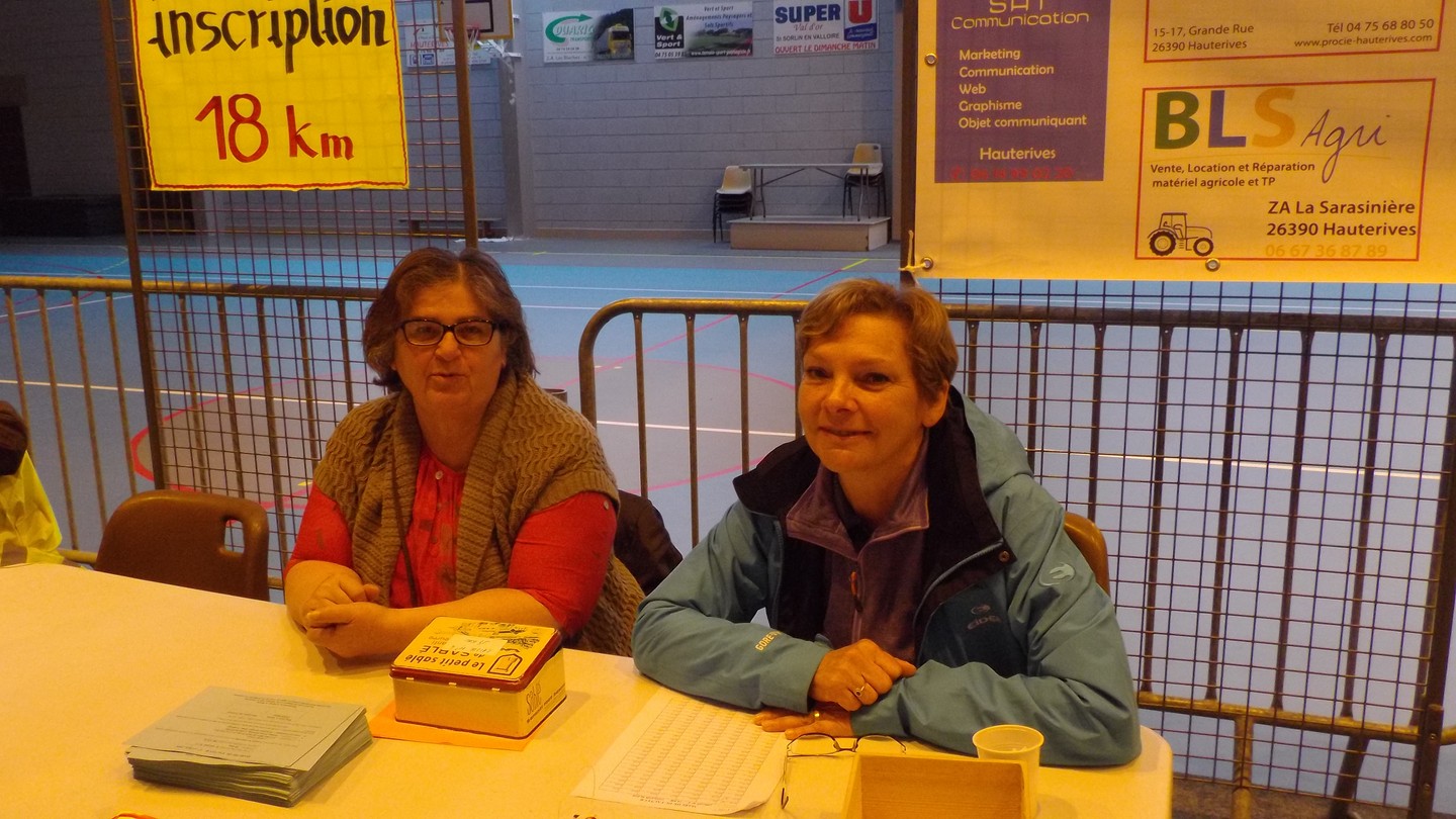 le 2 ième stand inscription des 18 kms