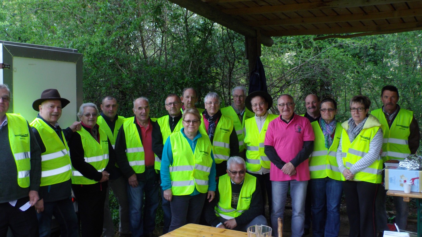 le groupe des bénévoles d'accrobranches