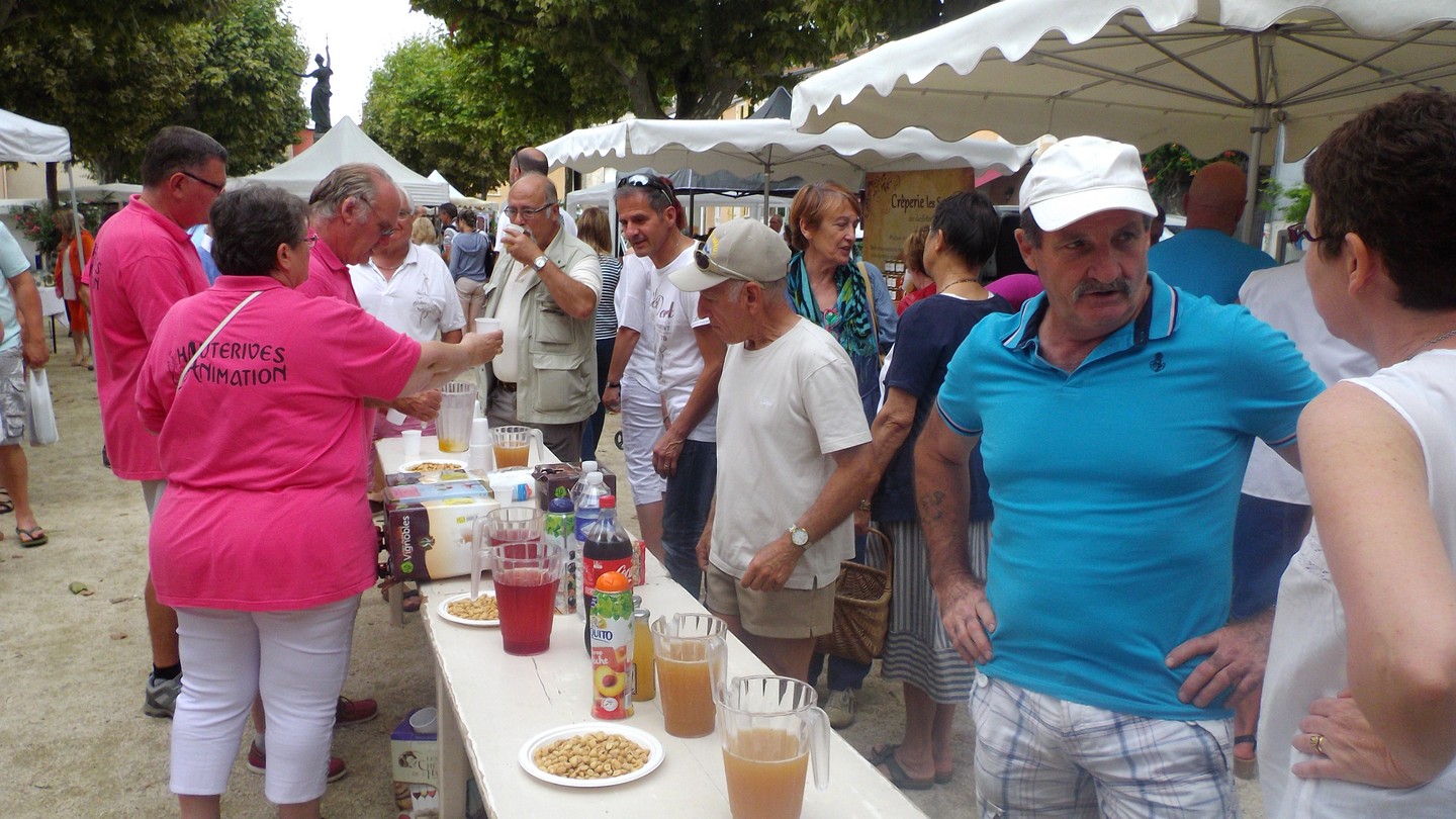 et maintenant le verre de l'amitié