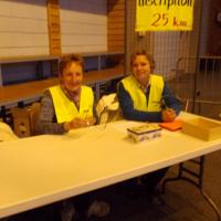 stand des 25 kms Agnès et Claudine