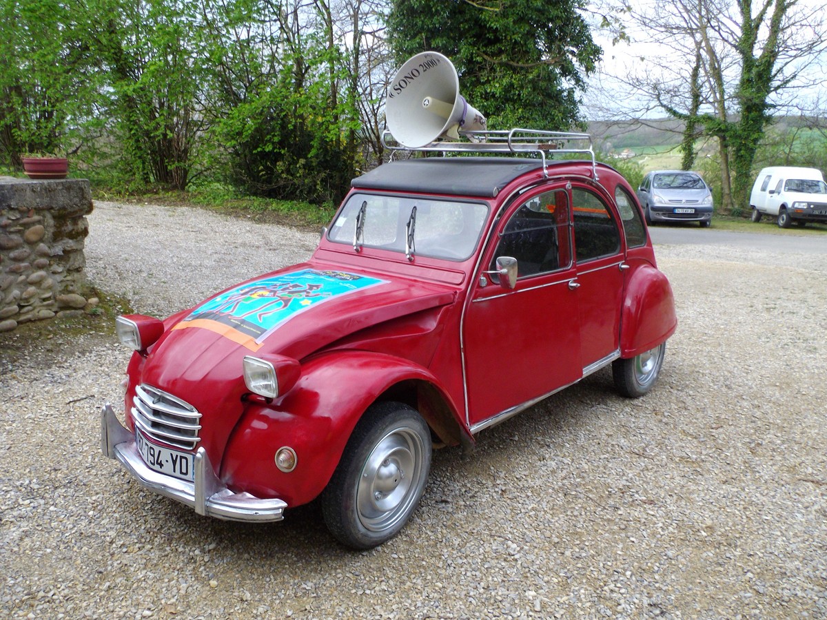 la voiture relais ravitaillement et informations