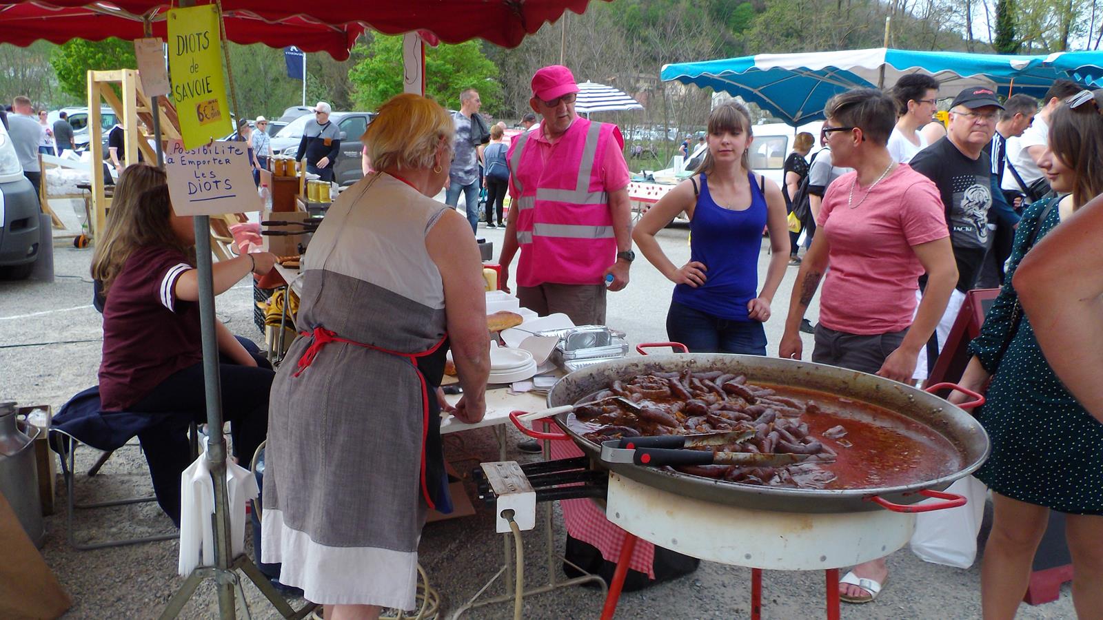 au stand des saucisses